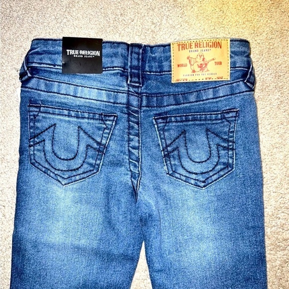 Kids TRUE RELIGION GENO RELAX SLIM DISTRESSED STRETCH JEANS SIZE 4 - Picture 6 of 7